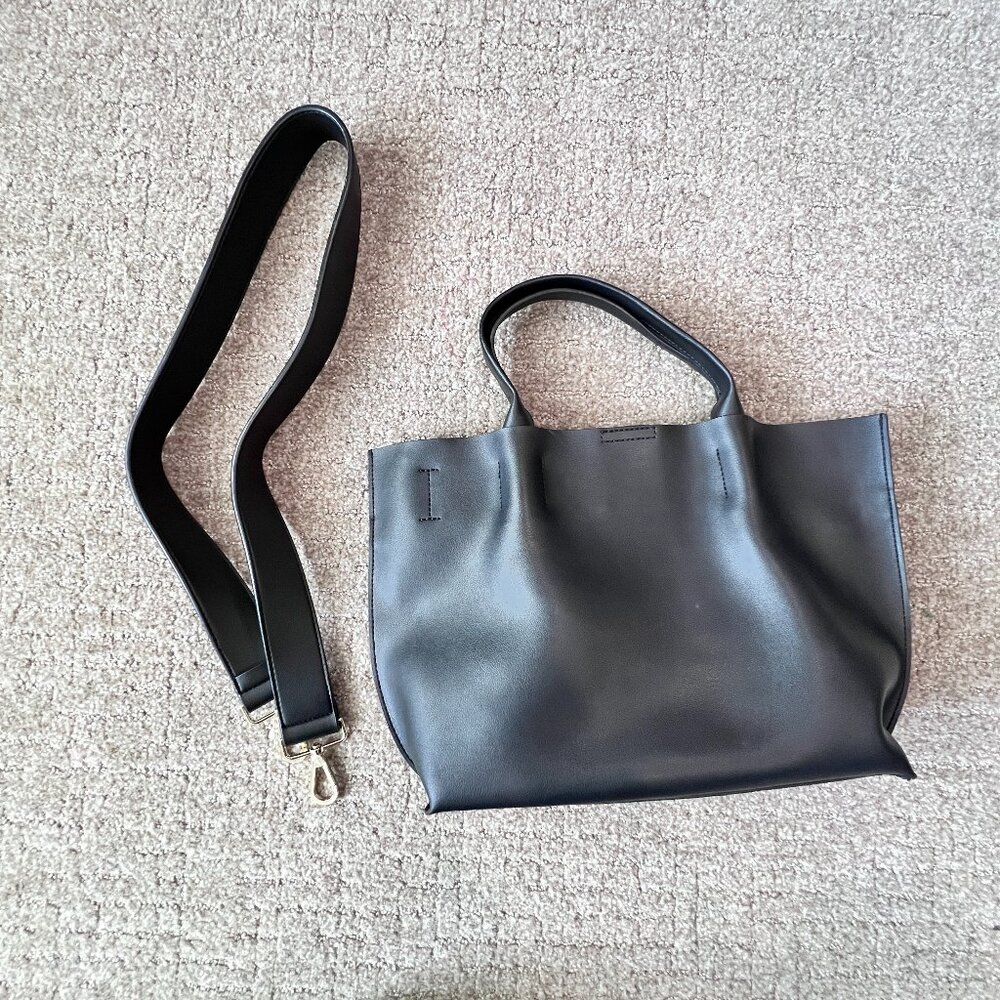 Black Crossbody with removable straps